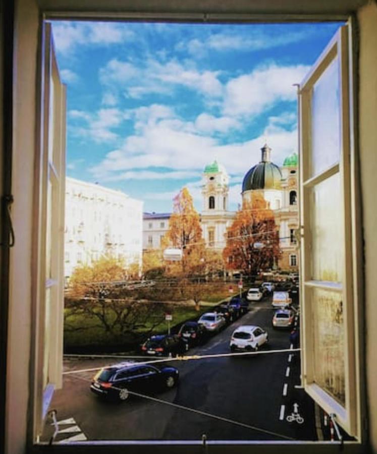 Sishaus - View At Mozarts Hostel Salzburg Luaran gambar